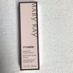 Mary Kay Timewise liquid foundation beige 5
